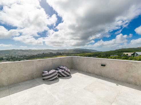 14B Kentwood Drive, Woodridge