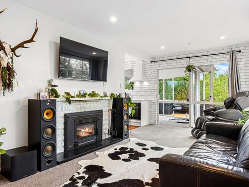 50 Queens Avenue, Waikuku Beach
