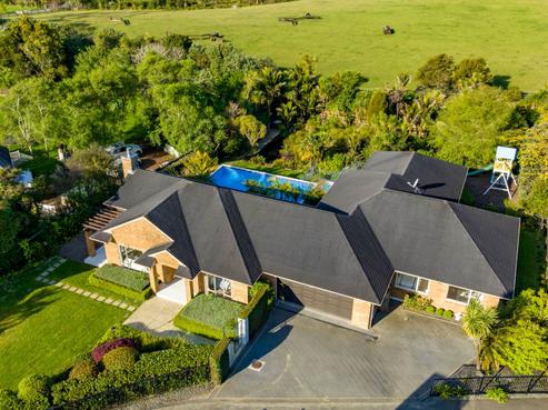 9 Faith Grove, Greenhithe
