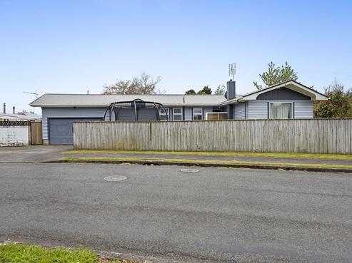 1 Totara Terrace, Inglewood
