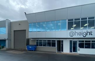 Outstanding office warehouse