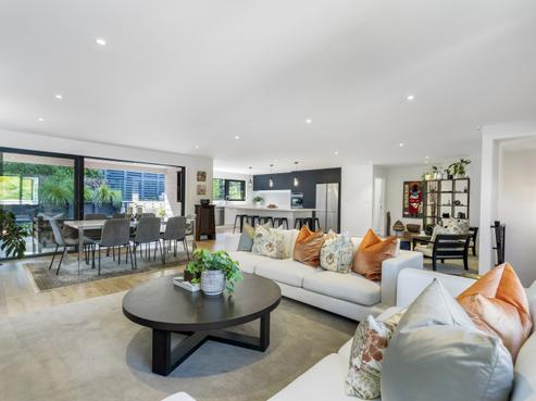 8 Berowald Place, Saint Heliers
