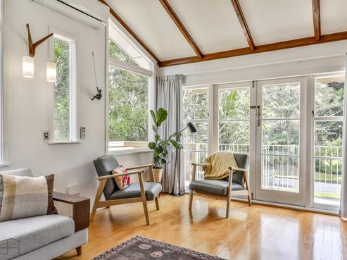 2 Tainui Road, Titirangi