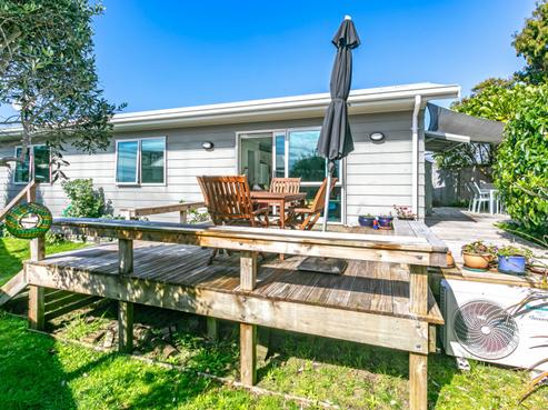 203B The Square, Whangamata