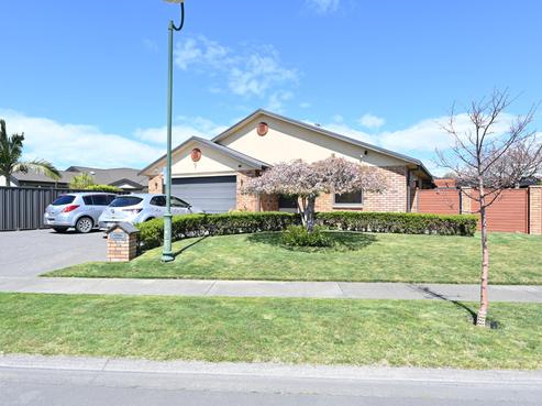 28 Merlot Drive, Greenmeadows