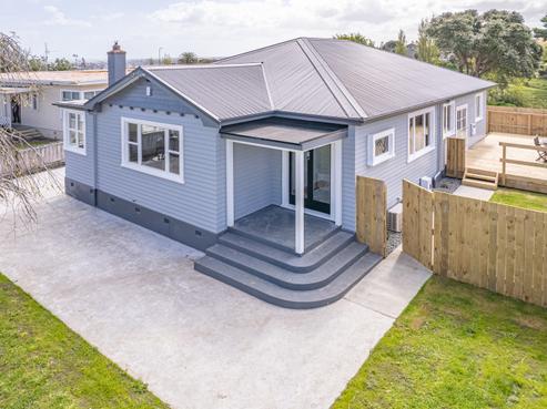 8 West Way, Durie Hill