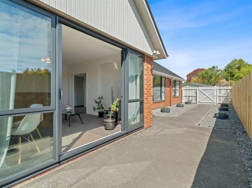 28 Queens Drive, Allenton