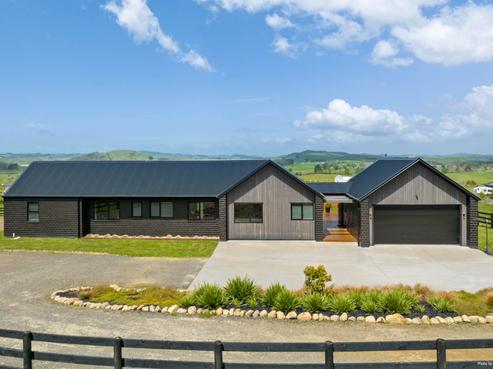 2057 Miranda Road, Mangatangi