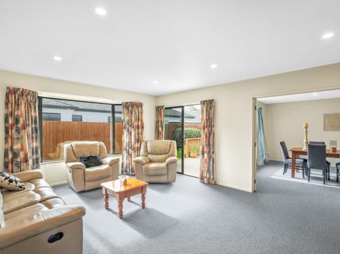 3 The Stables, Woodend