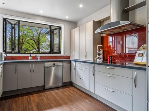 56 Crofton Road, Harewood