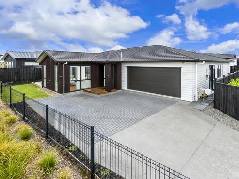 51 Siren Street, Wainui