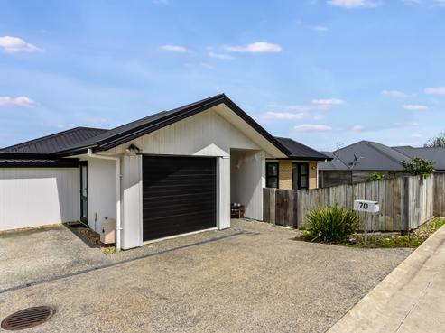 70 Sylvester Crescent, Flagstaff