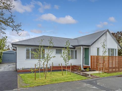 77 Blighs Road, Strowan