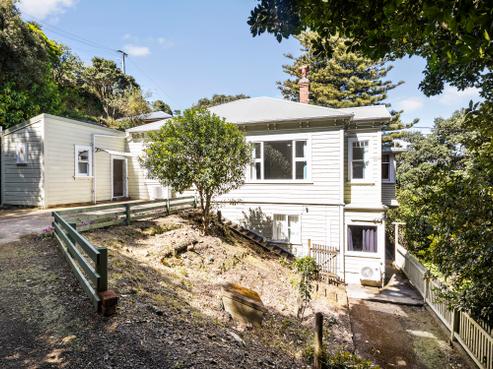 74 Sar Street, Wadestown