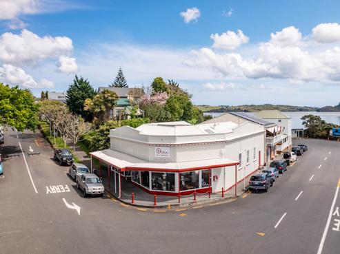 1 Parnell Street, Rawene