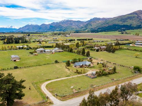 68 Newcastle Road, Hawea Flat