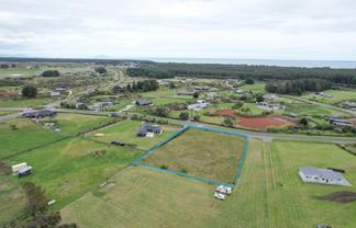 10 Kanuka Drive, Waitarere Beach