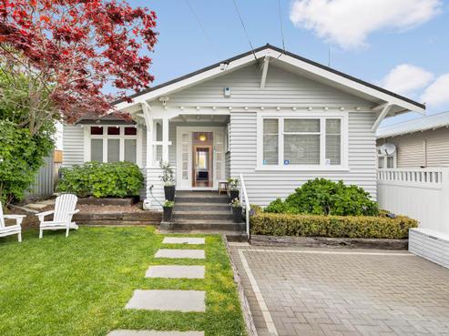 9 Epworth Avenue, Royal Oak