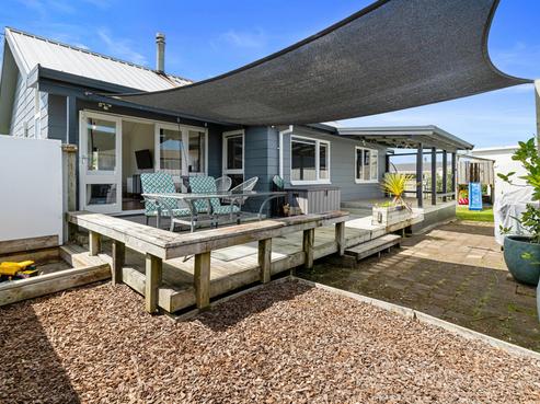 453 Kahikatea Drive, Dinsdale