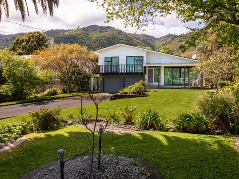 33 Seddon Street, Waikanae