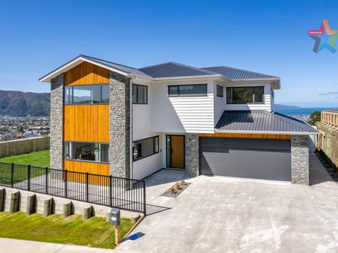 2/76 Normandale Road, Normandale