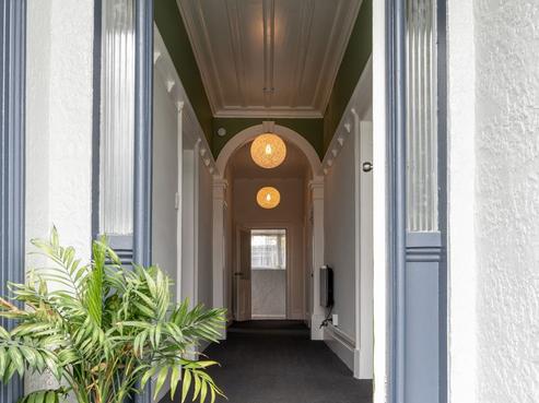 31 Meadow Street, Mornington