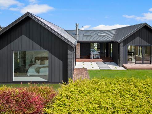 1C Pengover Avenue, Leamington