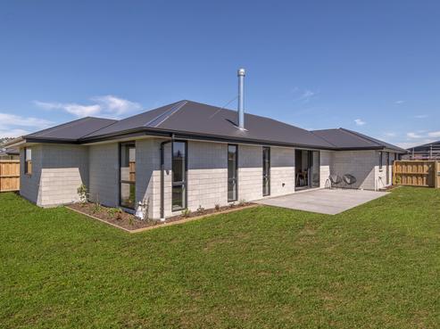36 Graeme Foote Street, Darfield