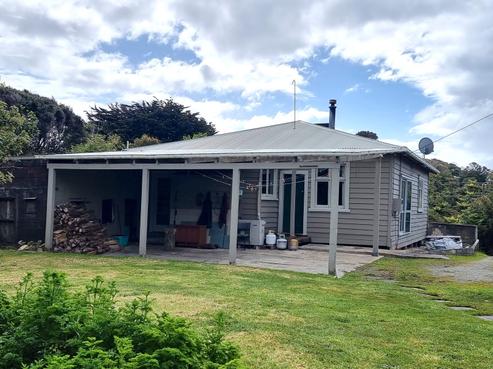 9 Traill Road, Stewart Island
