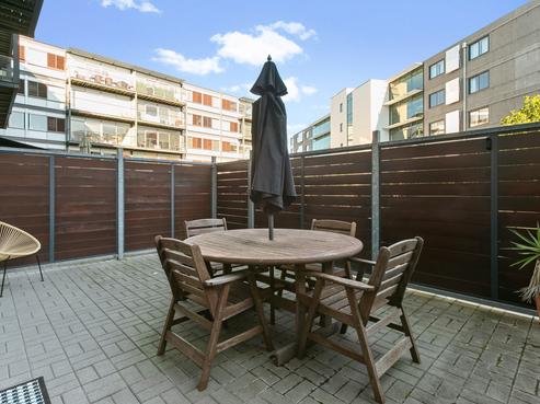 221/125 Customs Street West, Auckland Central