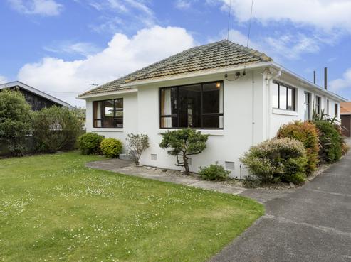 1/920 Avonside Drive, Avondale