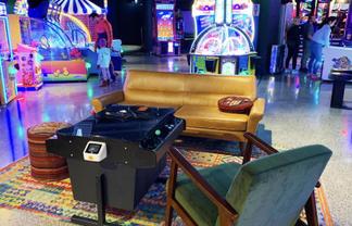 F&B on Queen St with Outdoor Seating