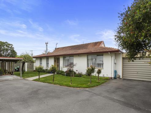 77 Gray Crescent, Kaiapoi