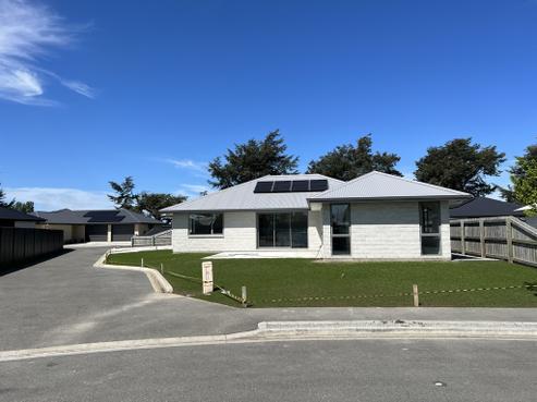 48 Geoff Geering Drive, Elgin
