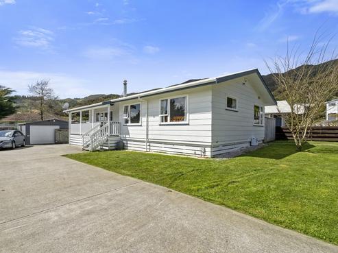 27 Antrim Crescent, Wainuiomata