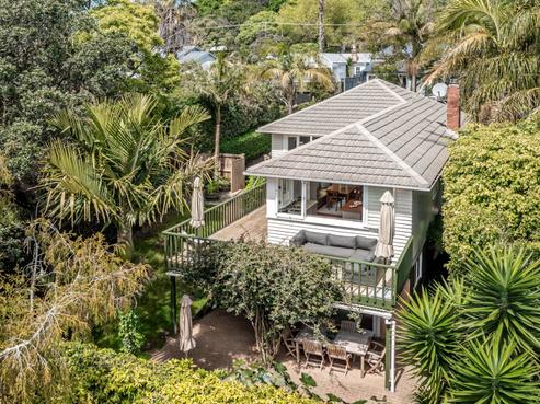 11B Albert Road, Devonport