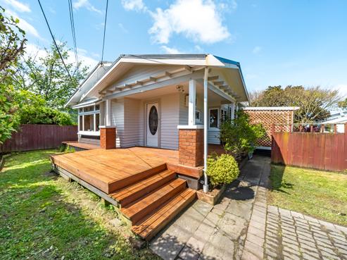 8 Valentine Street, Alicetown