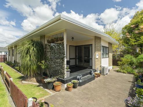 8B Carr Street, Kamo