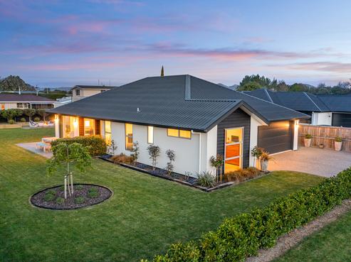 10 Three Kings Court, Outram