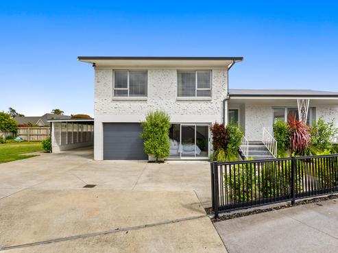 10 Fair Oaks, Pukekohe