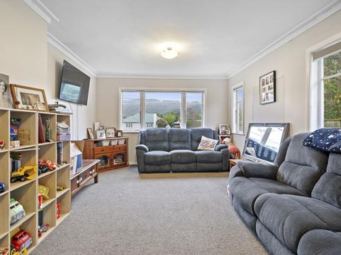 19 Peel Place, Wainuiomata