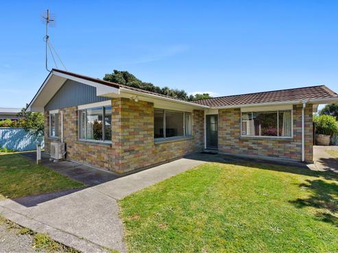 44 Toi Street, Otaki Beach