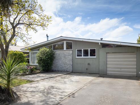 24 Queens Drive, Allenton
