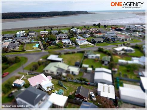 17 Andresen Street, Foxton Beach