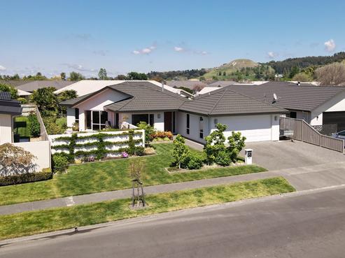 57 Merlot Drive, Greenmeadows