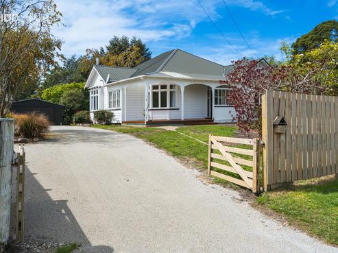 32 Dame Street, Waikouaiti