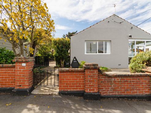 26 Ross Street, Roslyn