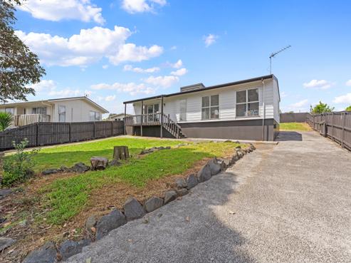 7 Aden Place, Clendon Park