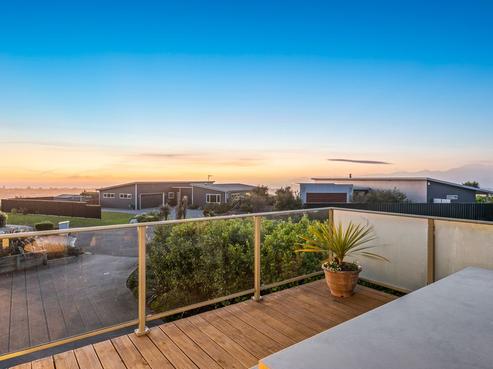 6 Ocean Vista Lane, Paraparaumu