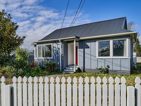 79 Waddington Drive, Naenae